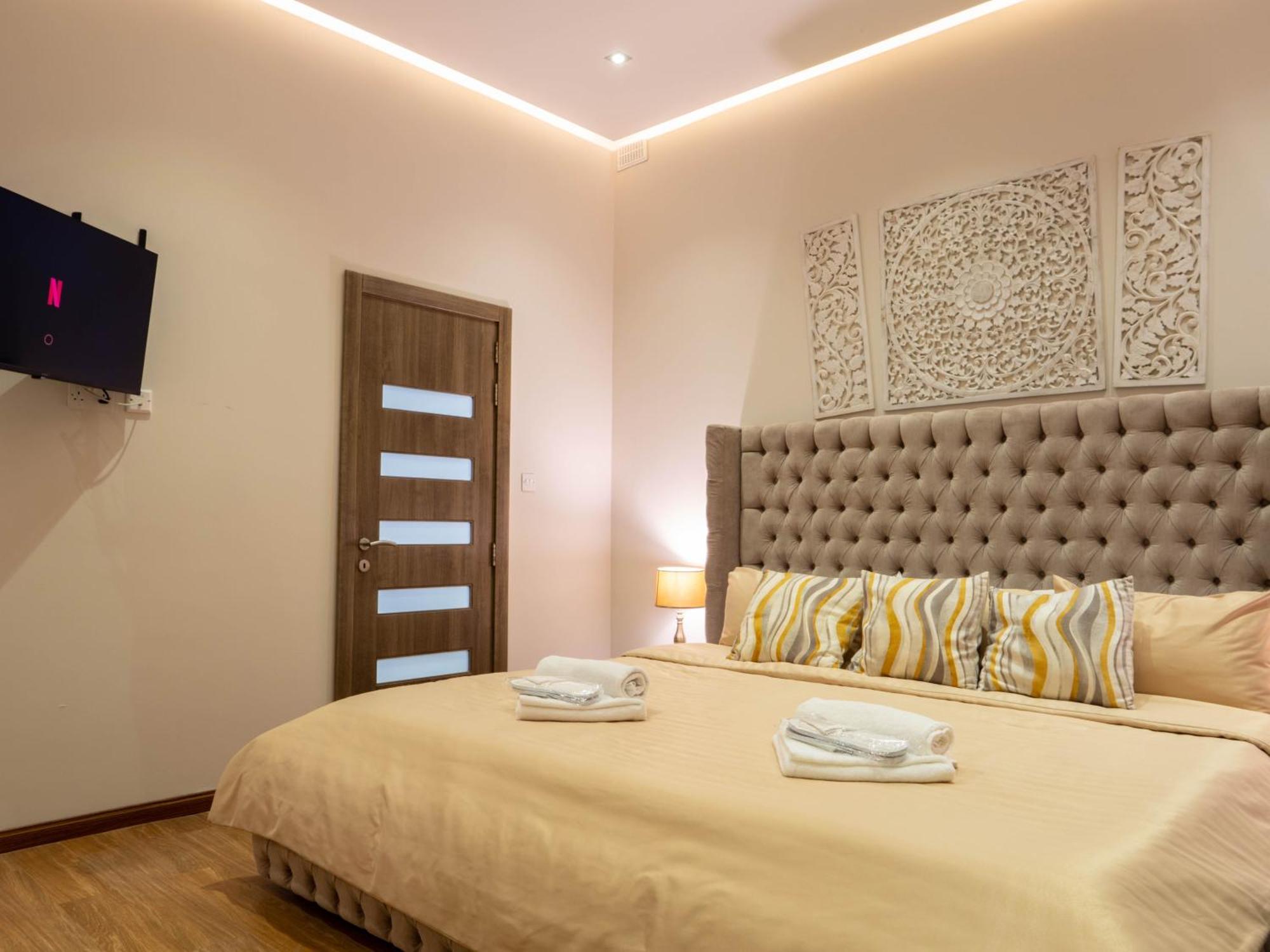 Villa Gaia - Sunset Views, Indoor Heated Pool, Sauna And Games Room Mellieħa Exteriér fotografie