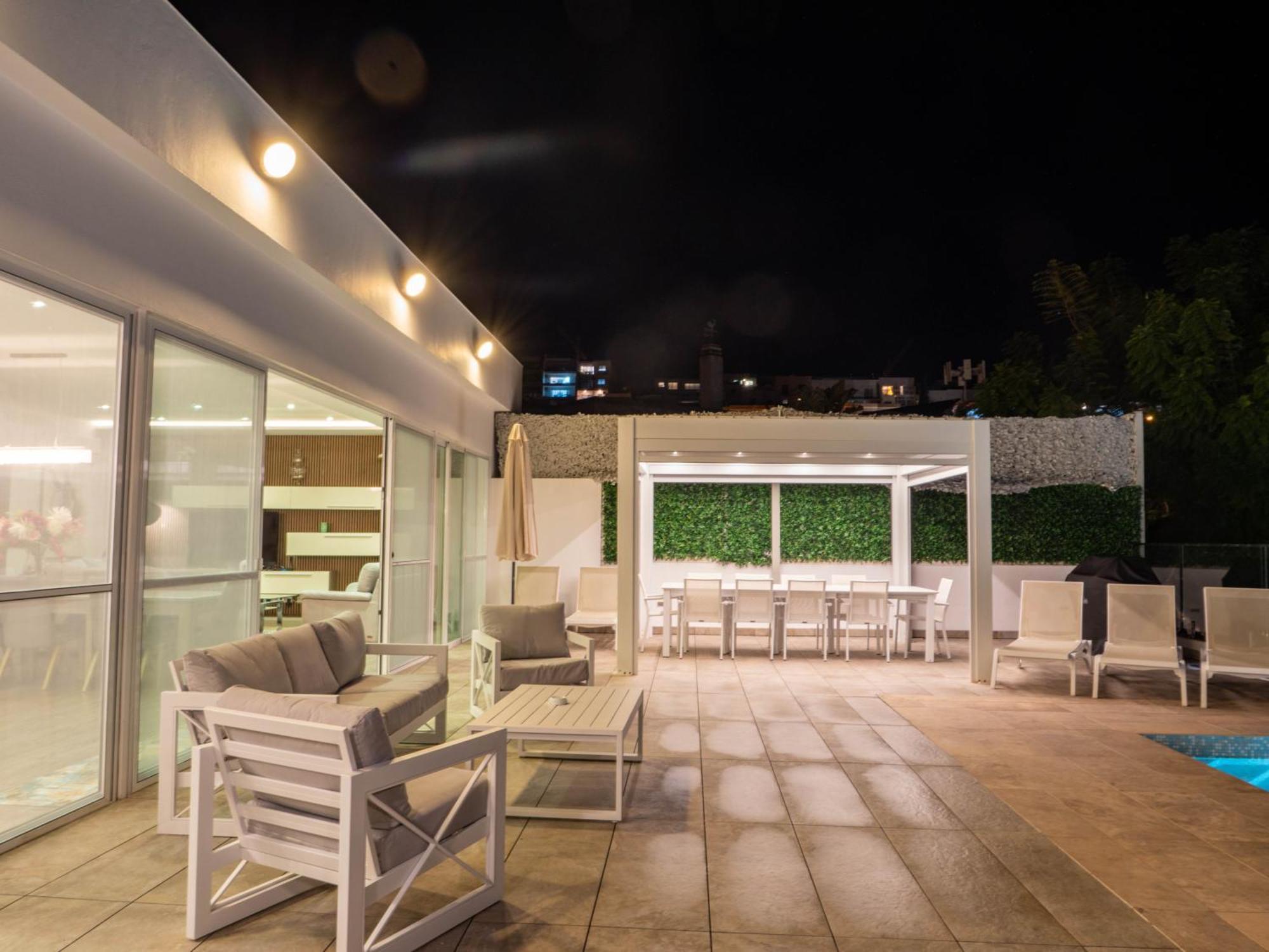 Villa Gaia - Sunset Views, Indoor Heated Pool, Sauna And Games Room Mellieħa Exteriér fotografie