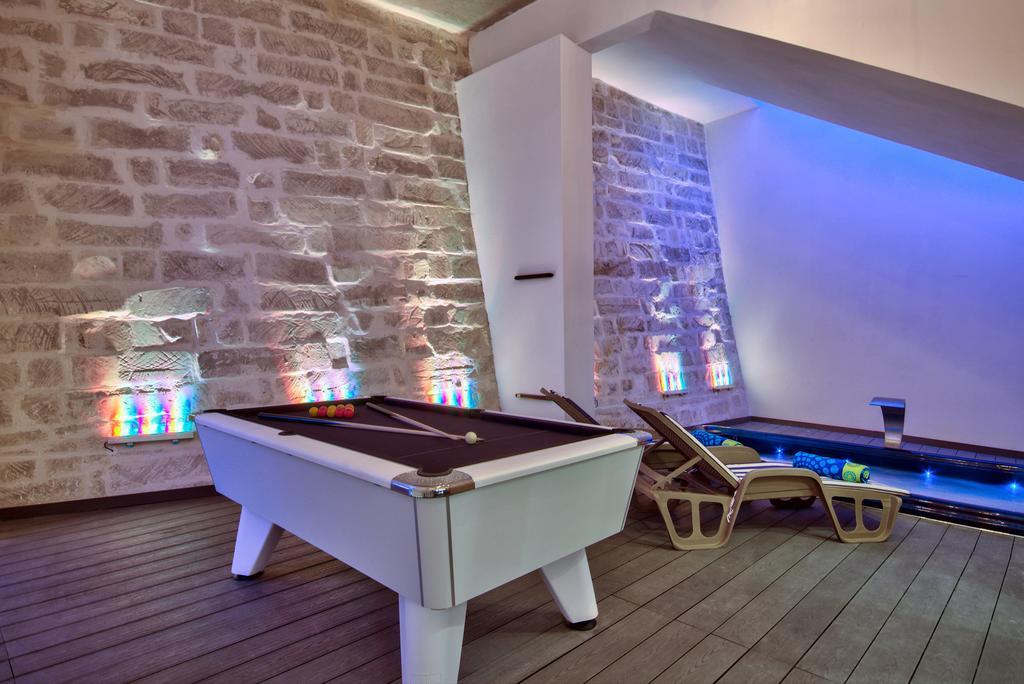 Villa Gaia - Sunset Views, Indoor Heated Pool, Sauna And Games Room Mellieħa Exteriér fotografie