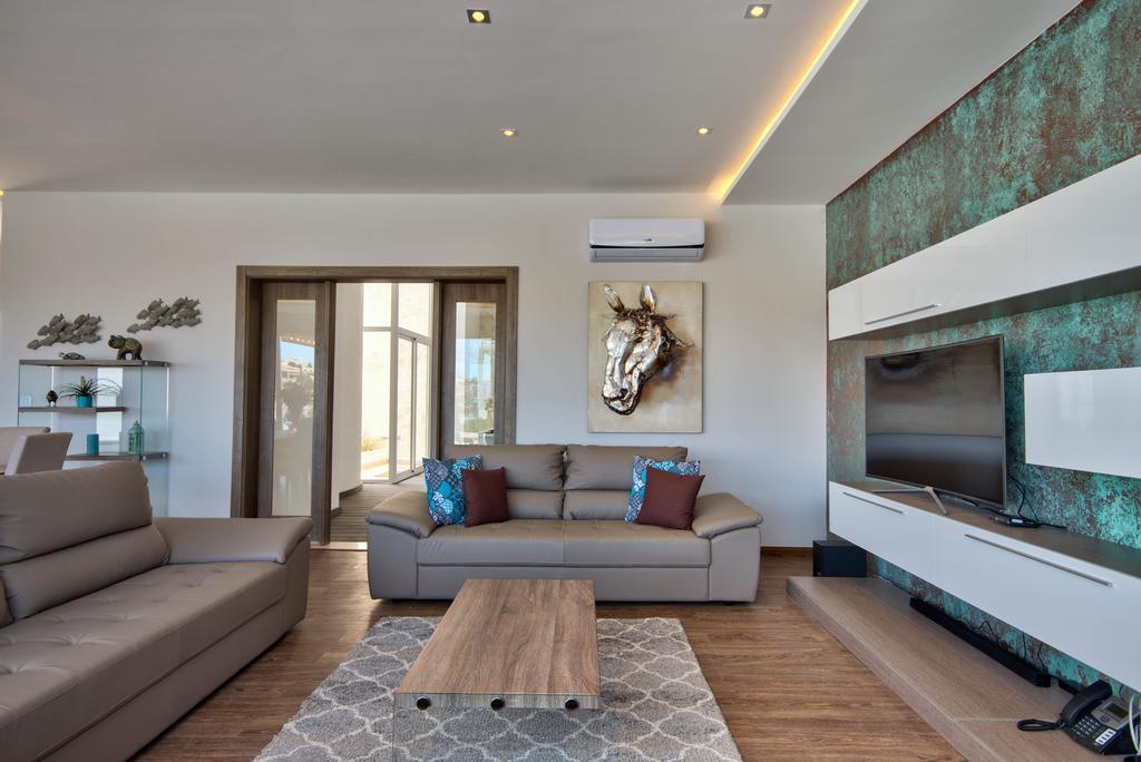 Villa Gaia - Sunset Views, Indoor Heated Pool, Sauna And Games Room Mellieħa Exteriér fotografie