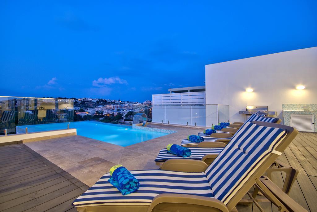 Villa Gaia - Sunset Views, Indoor Heated Pool, Sauna And Games Room Mellieħa Exteriér fotografie